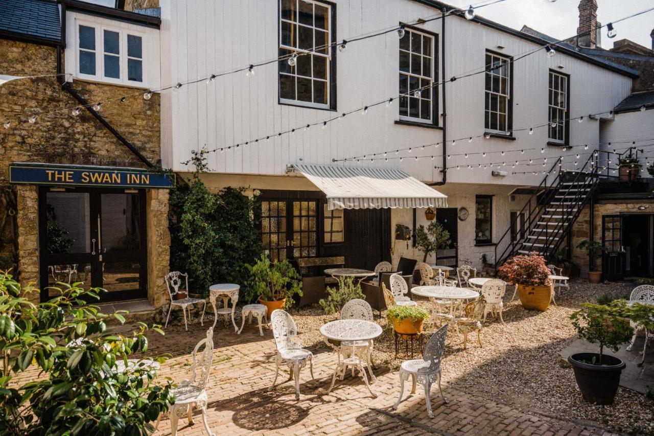 The Crooked Swan Hotel Crewkerne Kültér fotó